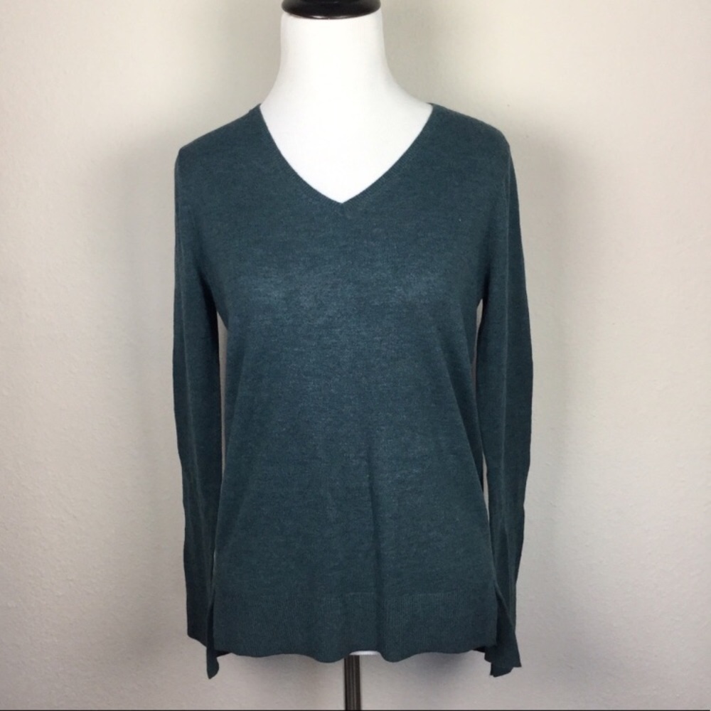 NWT LOFT Lightweight Sweater size XSP